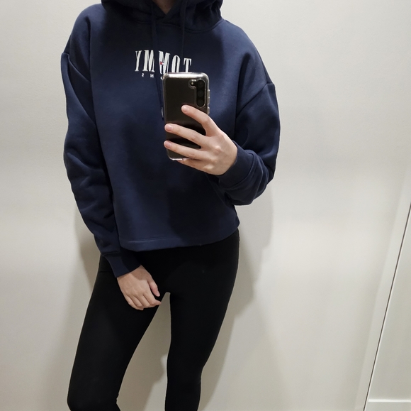 Tommy Jeans Women's Hoodie - Picture 3 of 10